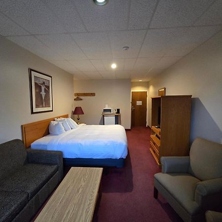 Travelodge By Wyndham Port Elgin Exterior photo