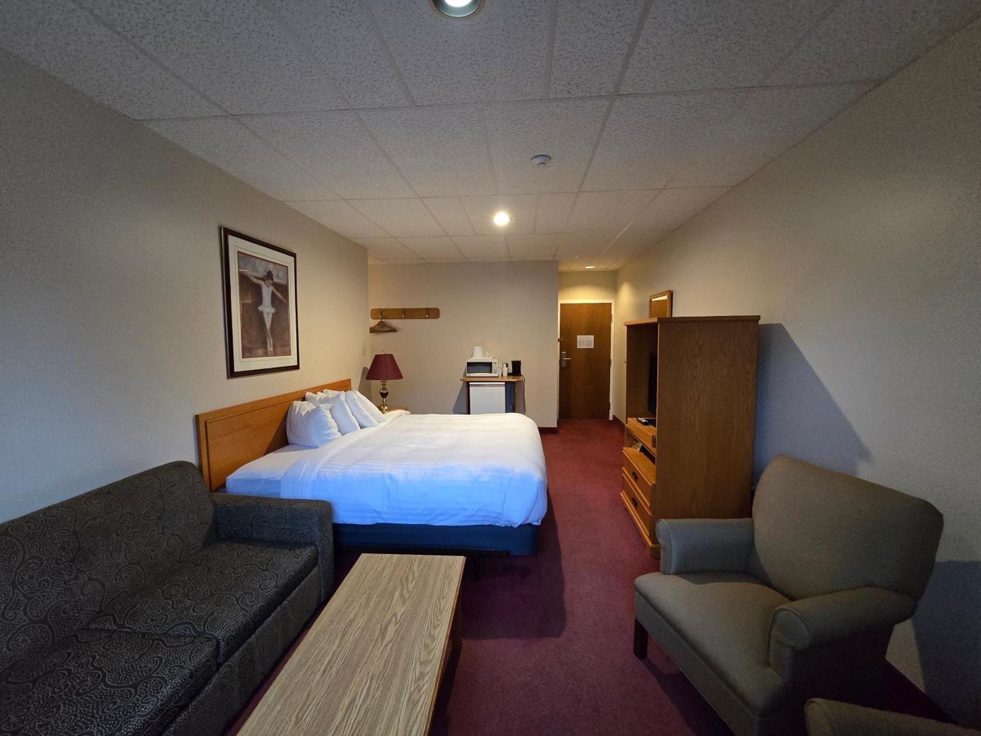 Travelodge By Wyndham Port Elgin Exterior photo