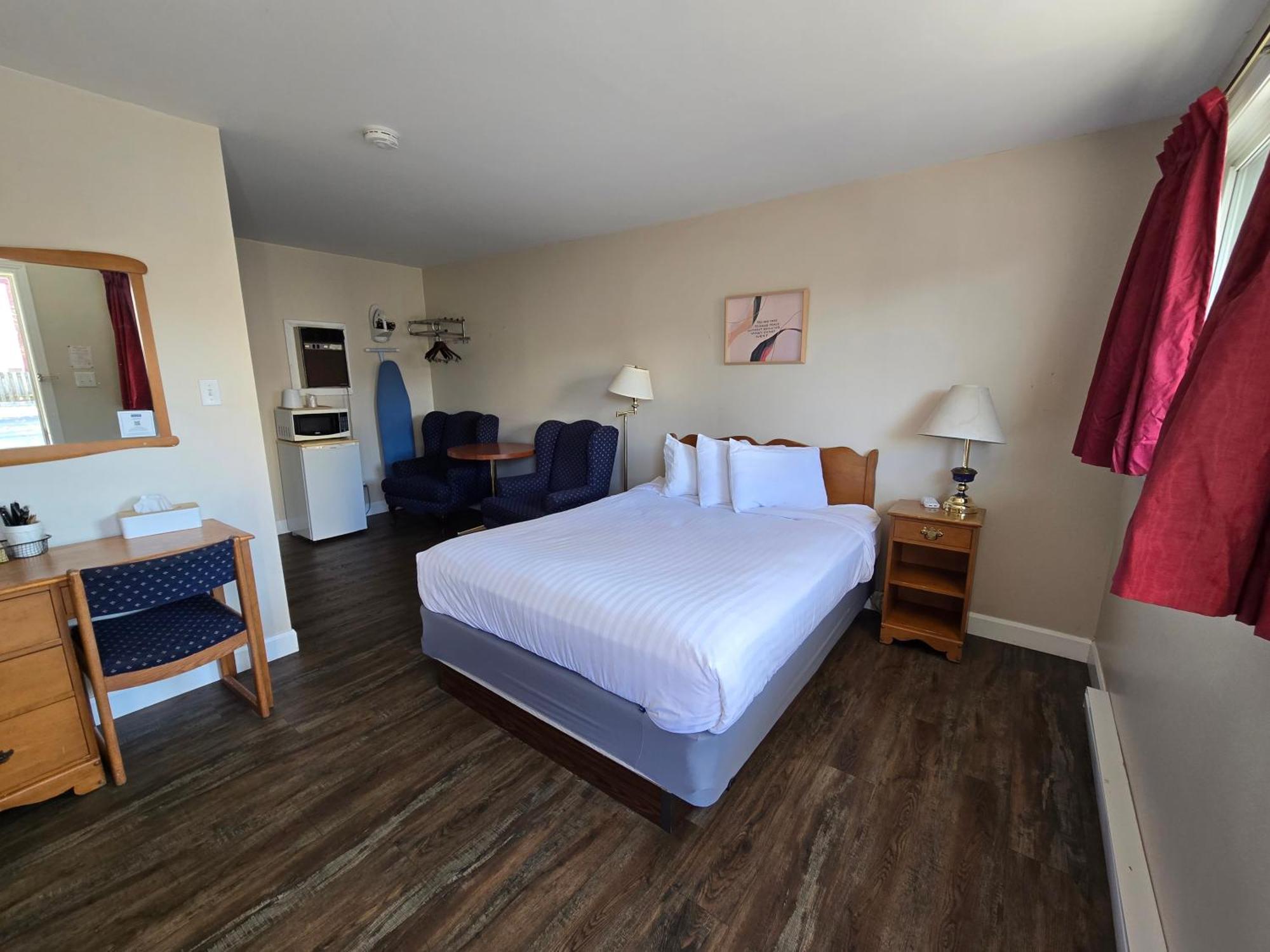 Travelodge By Wyndham Port Elgin Exterior photo