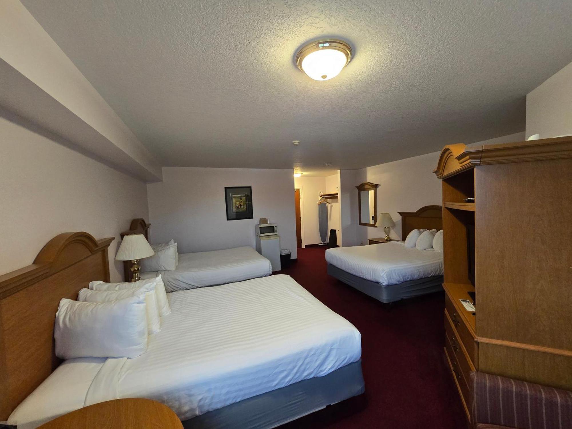Travelodge By Wyndham Port Elgin Exterior photo