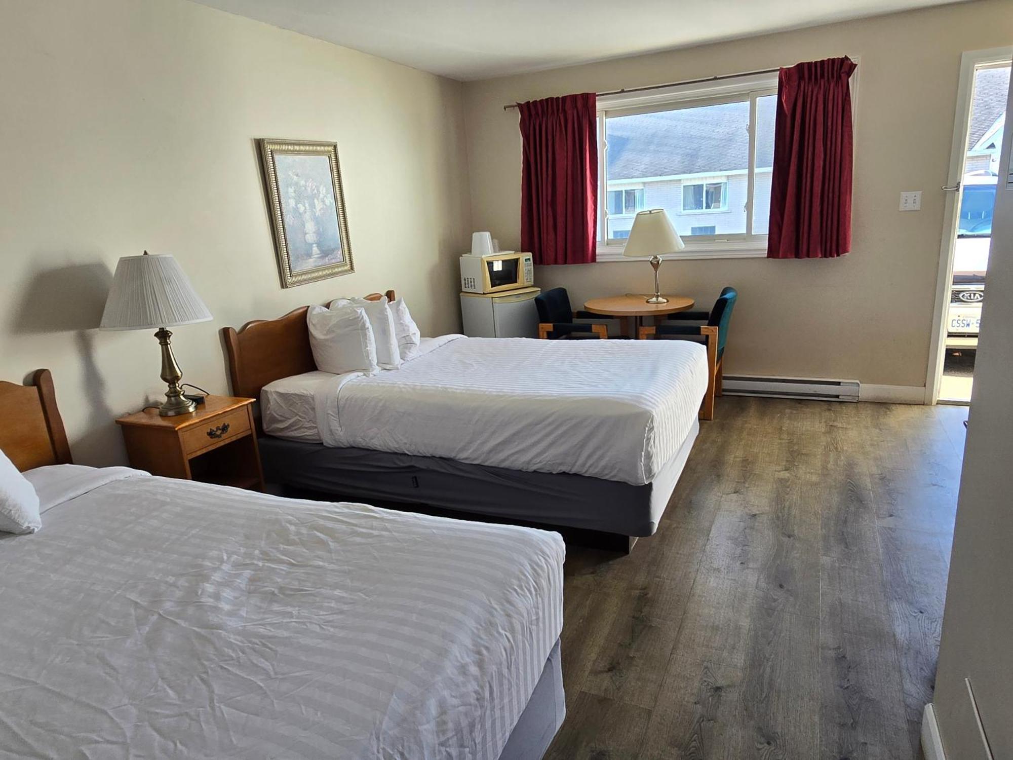 Travelodge By Wyndham Port Elgin Exterior photo